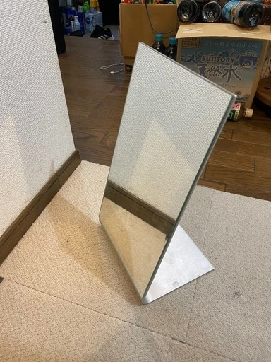 無料 IKEA 置き鏡