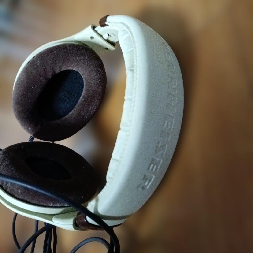 【廃盤品・動作確認済み・お値下げ可能！】SENNHEISER HD 598 ヘッドホン 本体の写真4枚目