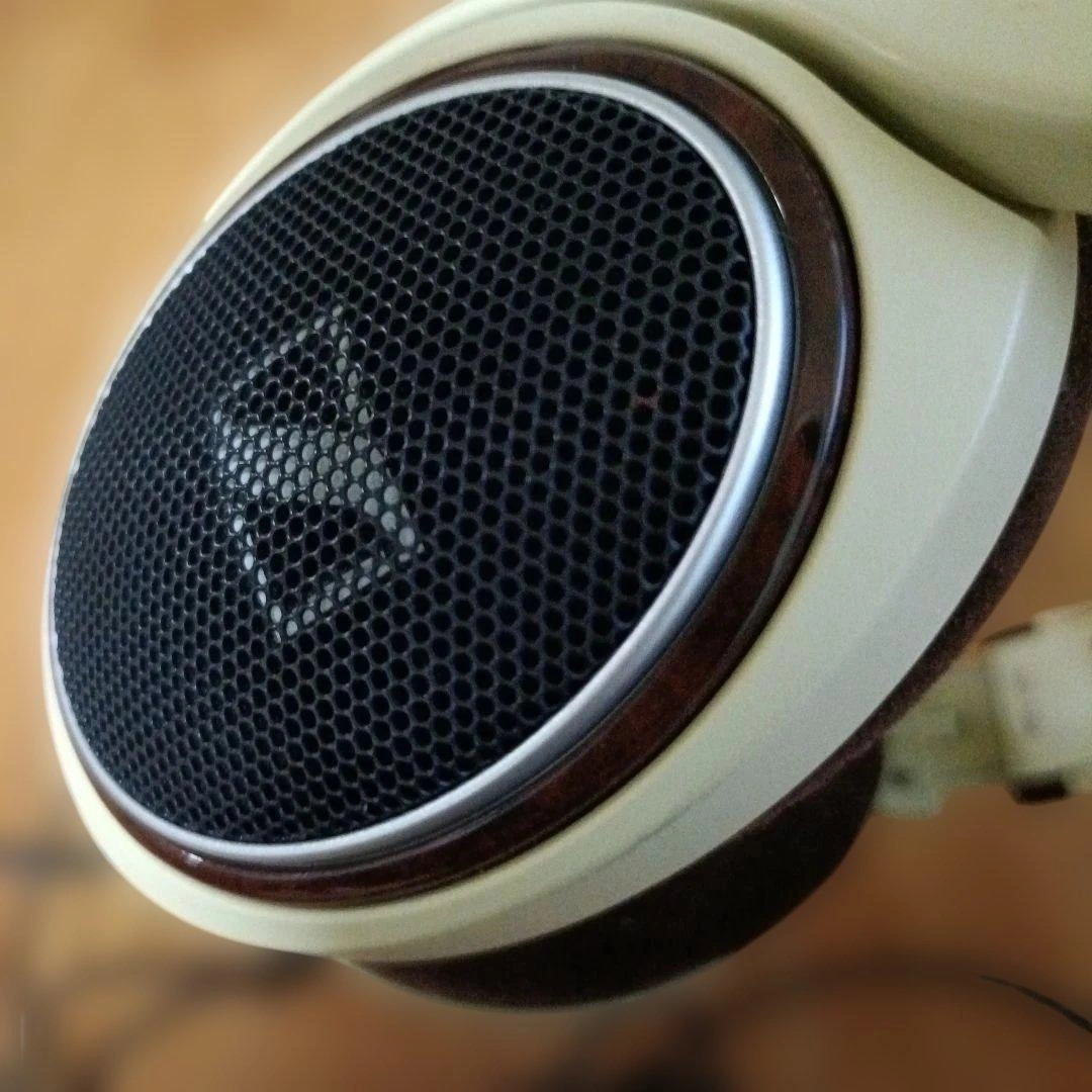 【廃盤品・動作確認済み・お値下げ可能!】SENNHEISER HD 598 ヘッドホン 本体の写真5枚目