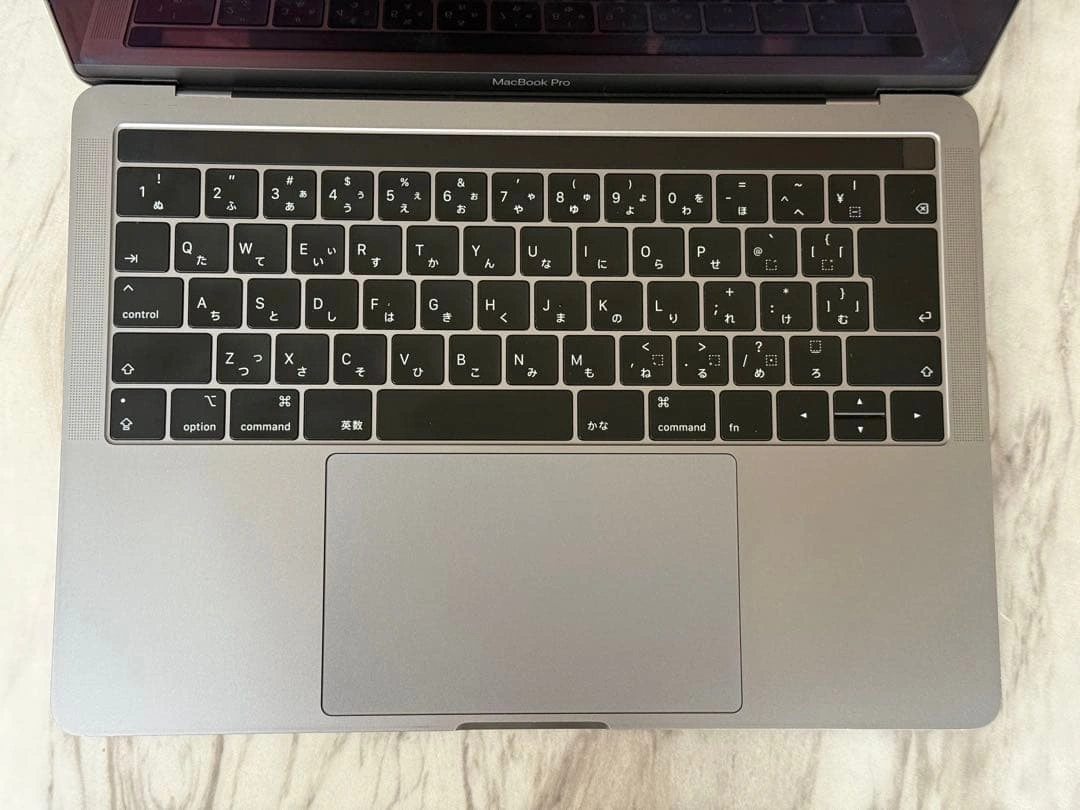 Apple MacBookPro 2019 本体の写真4枚目