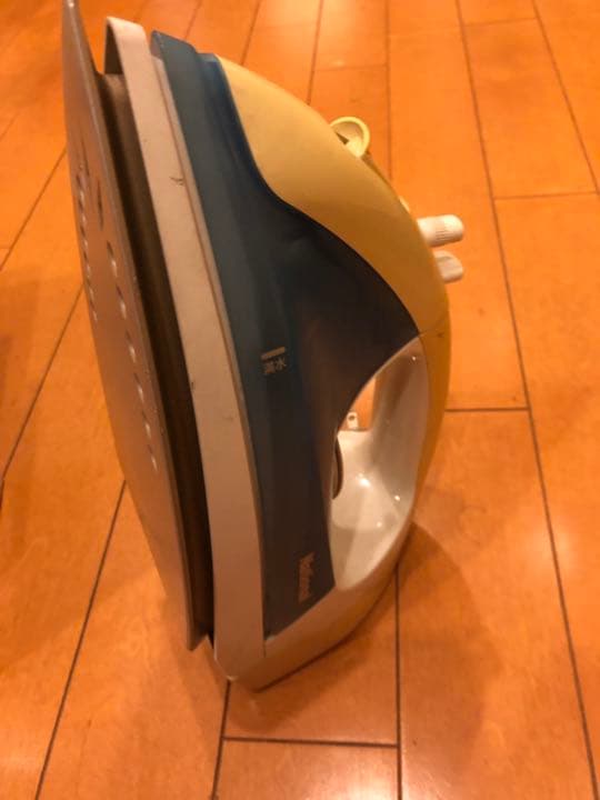 スチームアイロンの写真2枚目