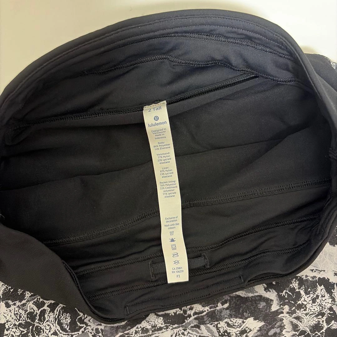 lululemon スコート ブラック 2 Tallの写真3枚目