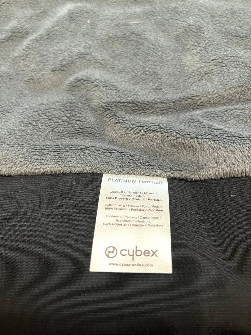 【美品】cybex サイベックスプラチナムフットマフ ブラックの写真5枚目