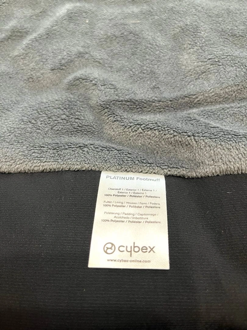 【美品】cybex サイベックスプラチナムフットマフ ブラックの写真5枚目