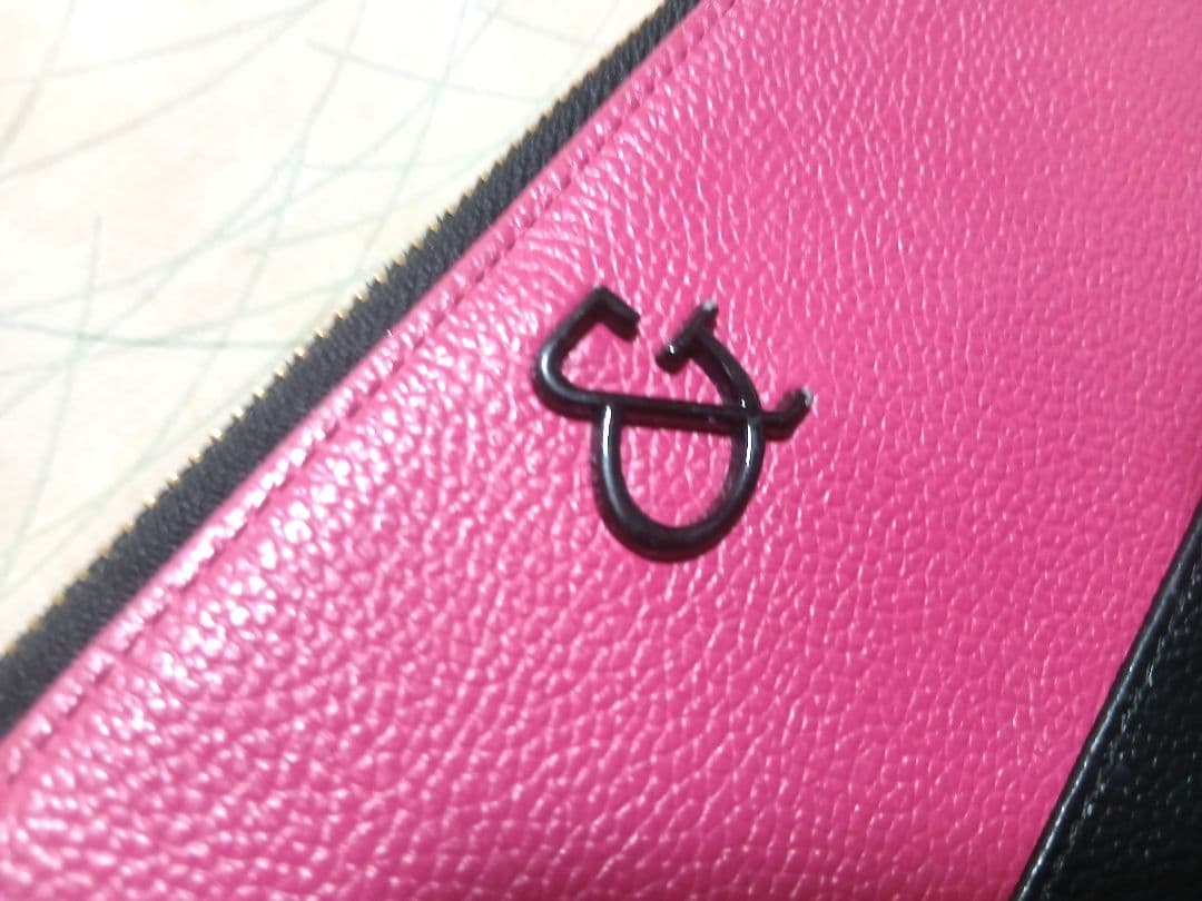 PINKY&DIANNE デュアリティ 長財布 ラウンドファスナー 牛革 ピンクの写真6枚目