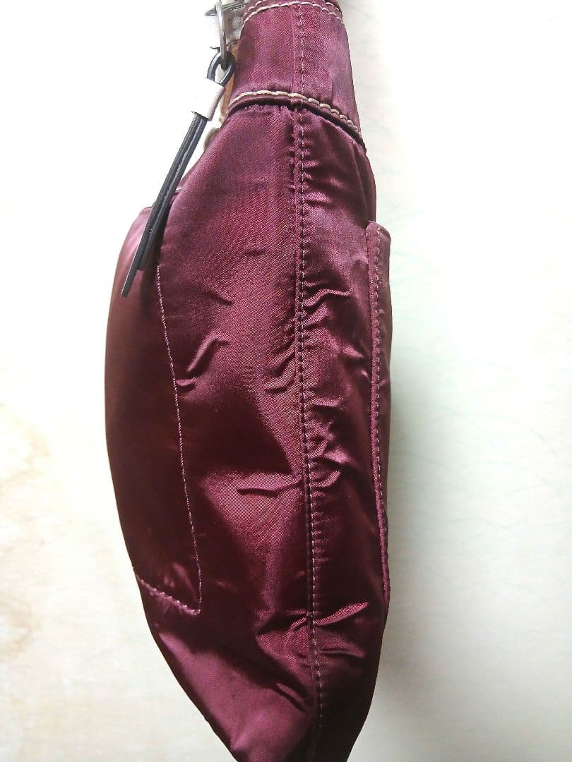 COACH コーチ F13329 ハンプトンズ ナイロン ショルダーバッグの写真6枚目