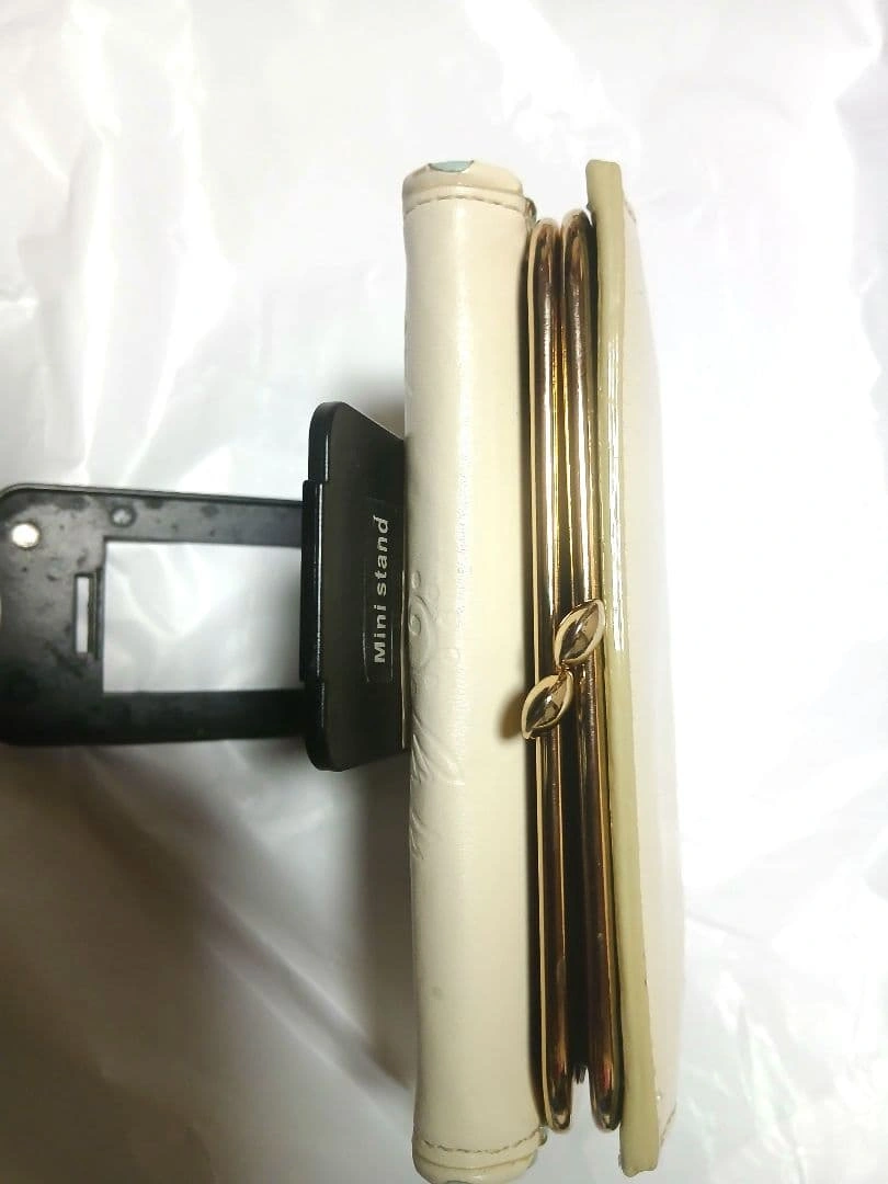 KEITA MARUYAMA ケイタマルヤマ 三つ折り財布 がま口 レザー 型押の写真5枚目