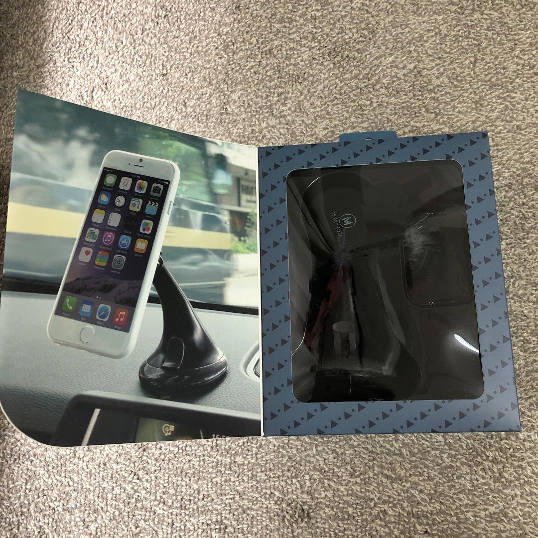 車載スマホホルダー(車のダッシュボードやフロントガラスにスマホをホールドします)の写真3枚目