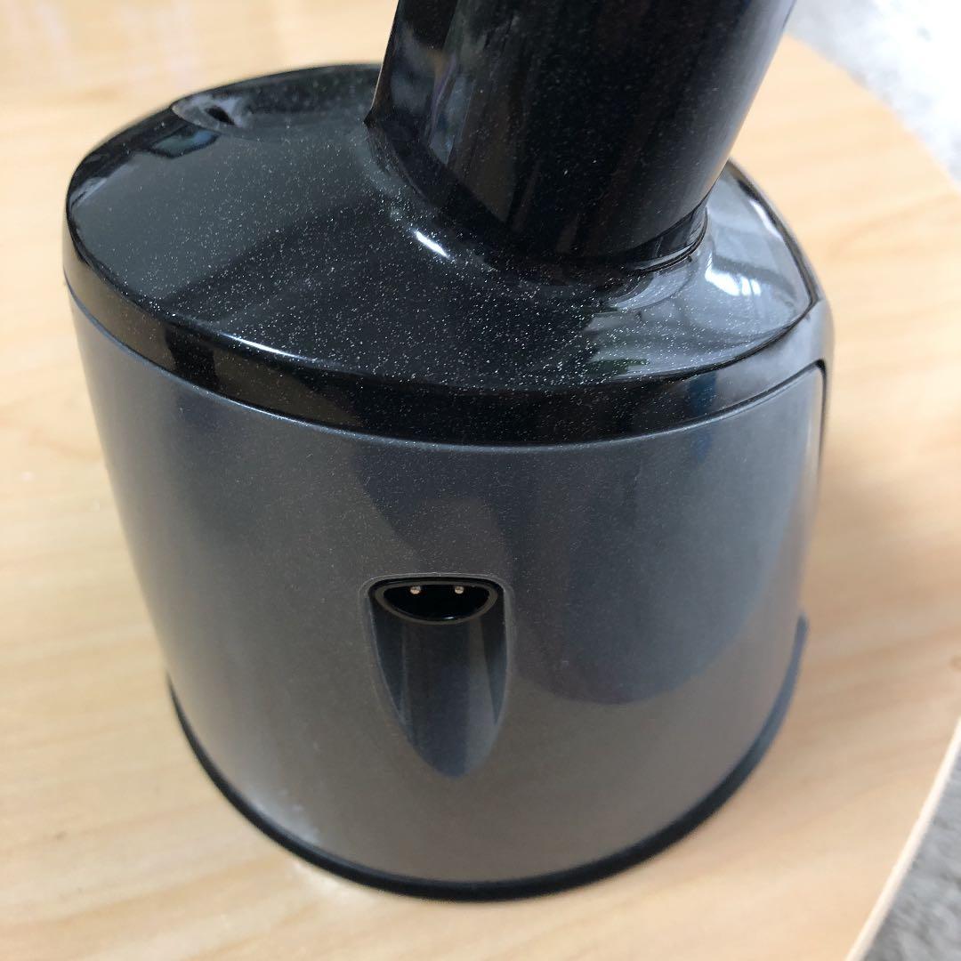 Braun Contour 5895 用 洗浄機の写真2枚目