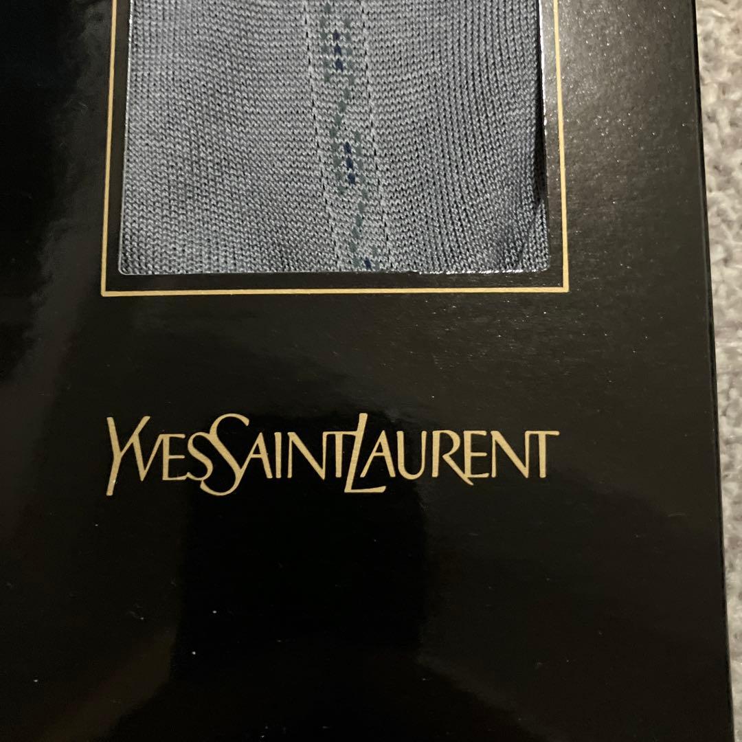 YVES SAINT LAURENT グレーソックスの写真3枚目