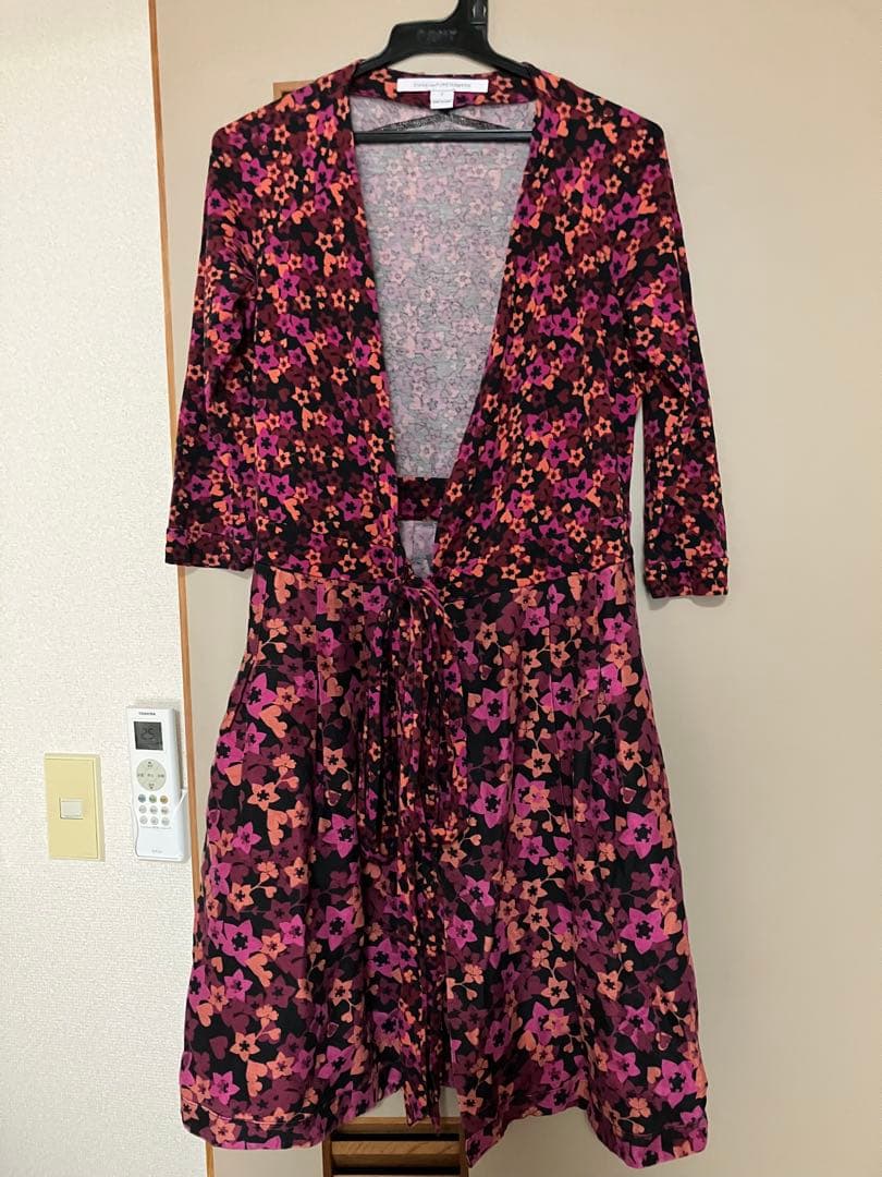 DIANE VON FURSTENBERG 花柄 ラップワンピース