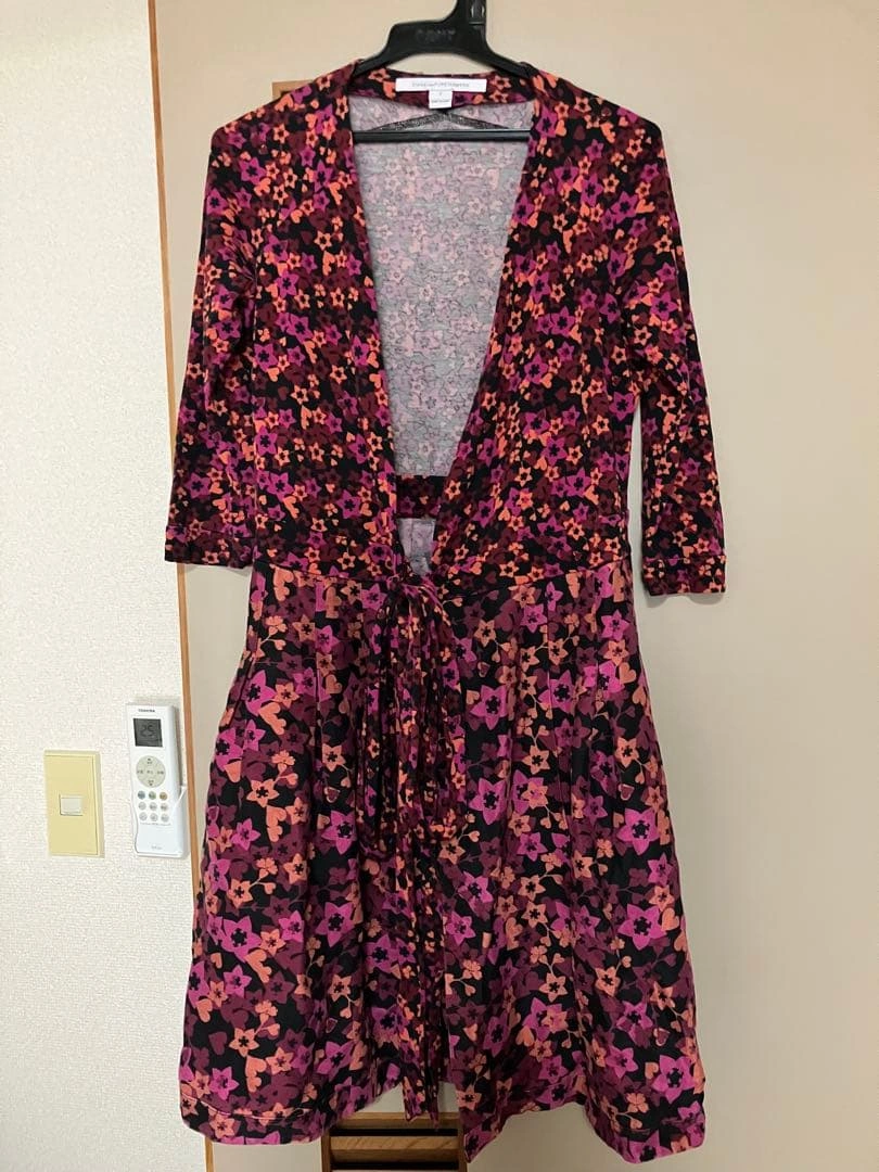 DIANE VON FURSTENBERG 花柄 ラップワンピース