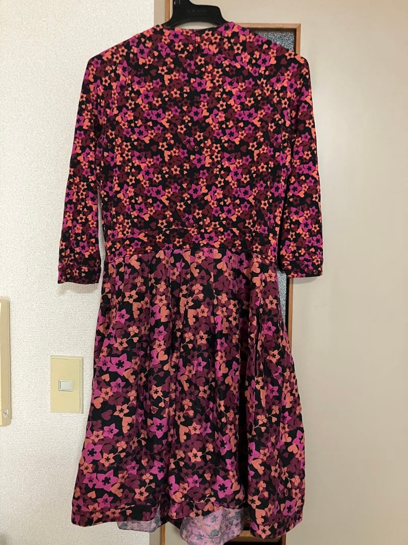 DIANE VON FURSTENBERG 花柄 ラップワンピースの写真2枚目