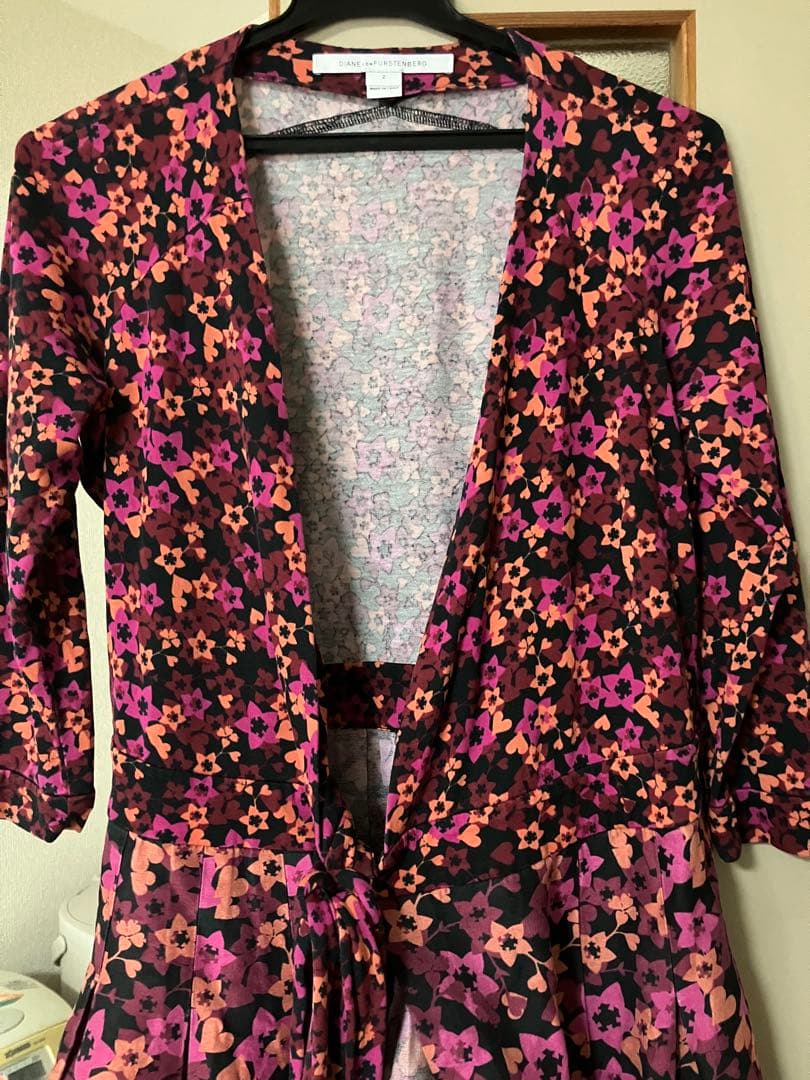DIANE VON FURSTENBERG 花柄 ラップワンピースの写真5枚目