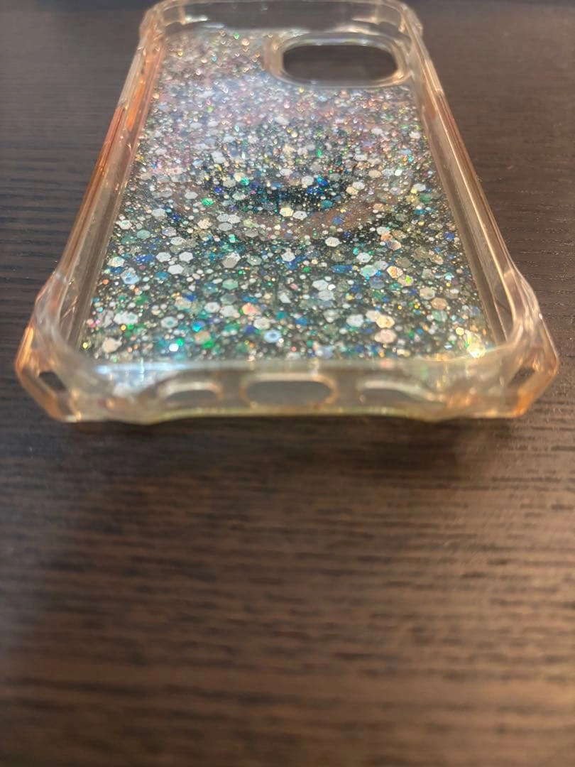 iPhone15用 グリッターケース ホルダー付きの写真4枚目