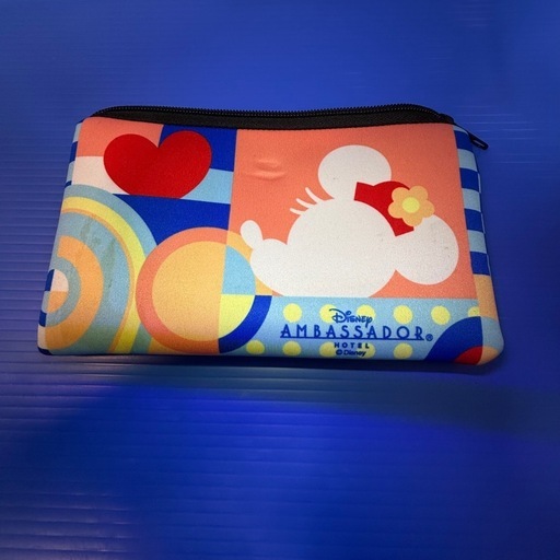 Disney AMBASSADOR HOTEL ミニー柄 ポーチ 宿泊特典の写真4枚目