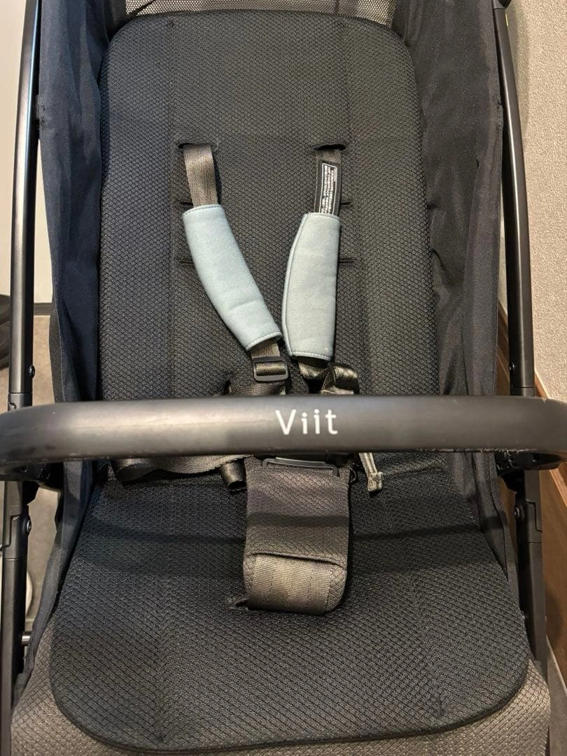 【純正レインカバー&シートライナー付】Aprica Viit シルバーグリーンの写真9枚目