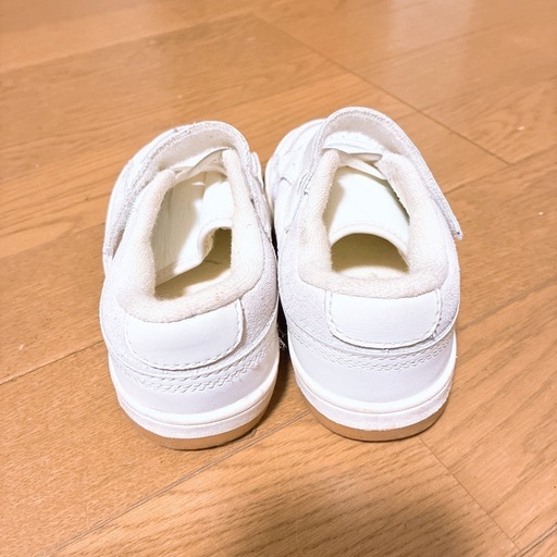 ZARA ベビースニーカー　白　16cm 17cm 26サイズの写真3枚目
