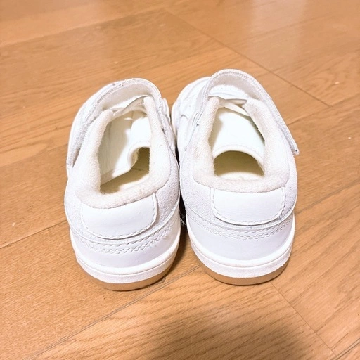 ZARA ベビースニーカー 白 16cm 17cm 26サイズの写真3枚目
