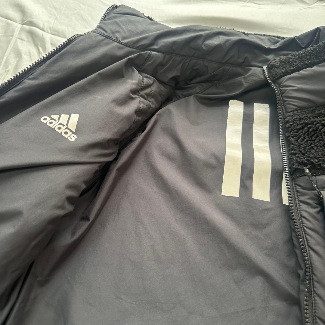 adidasの写真2枚目