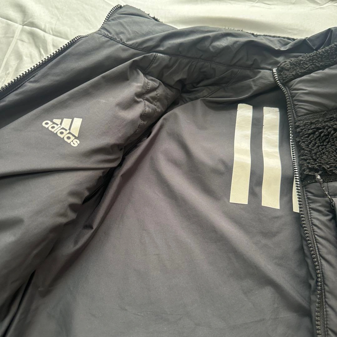 adidasの写真2枚目