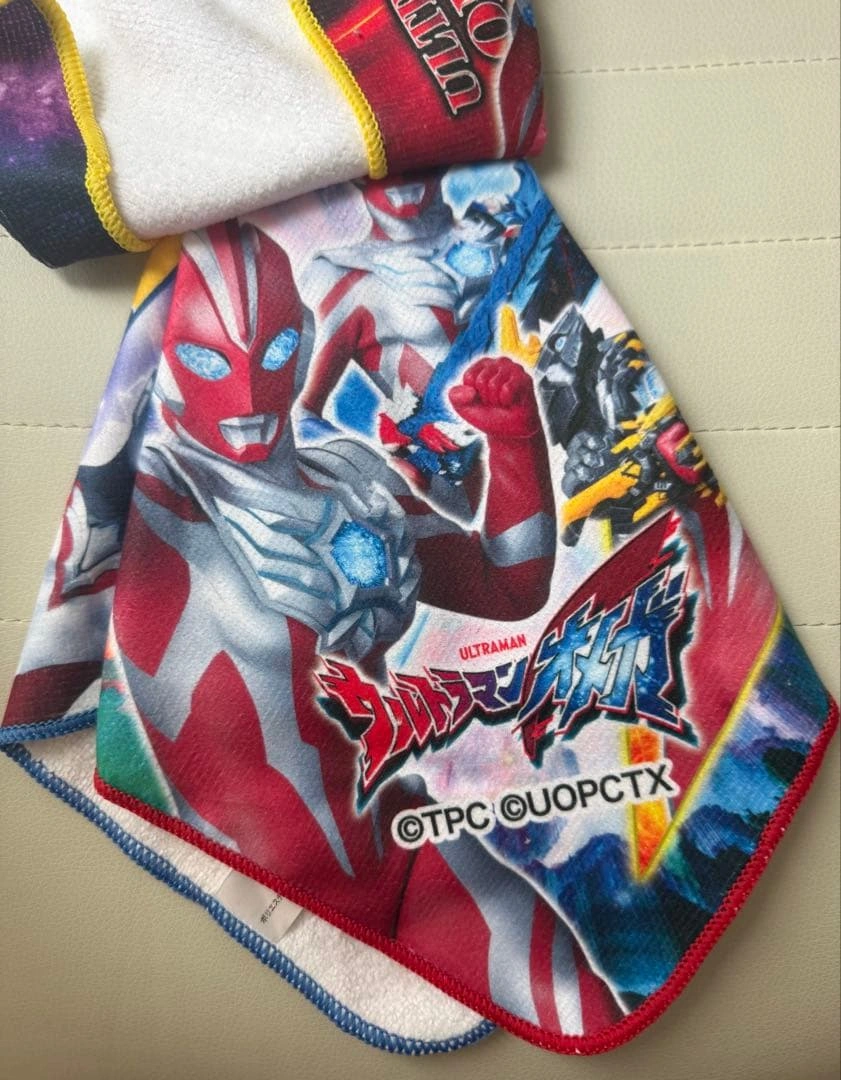 【新品未使用】 ウルトラマン ループ付き ハンドタオル 3枚組の写真3枚目