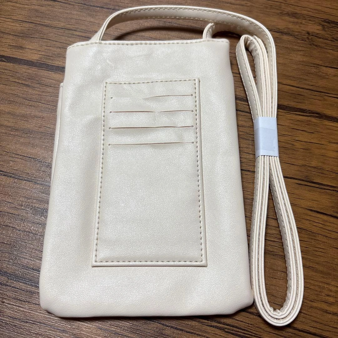 JILLSTUART レザー調マルチポシェット 新品 ゼクシィ付録 白 ホワイトの写真3枚目