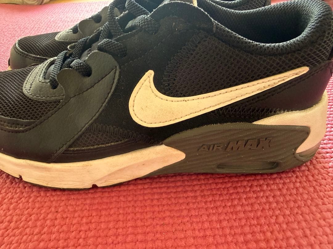 お値下げ中　美品　NIKE AIR MAX キッズスニーカー ブラックの写真4枚目