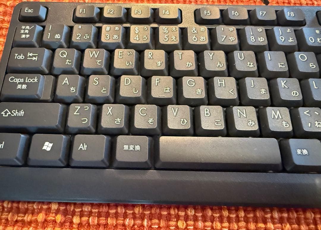 keeece 有線キーボード USB接続 本体の写真2枚目