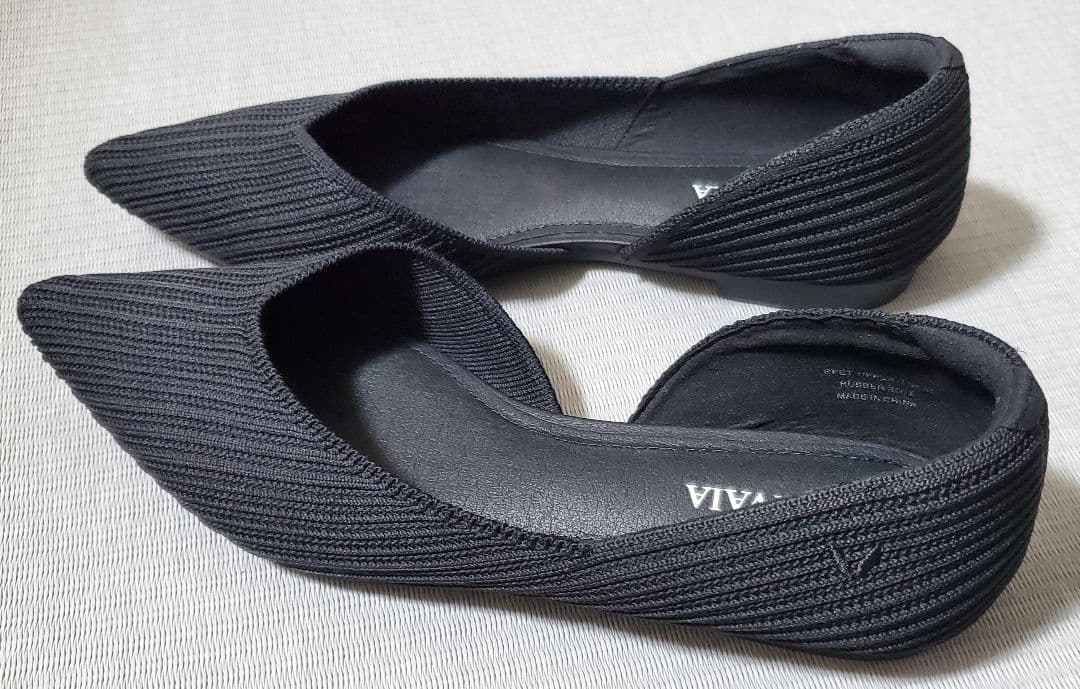 VIVAIA Melia 2.0 ポインテッドトゥ Vカット フラット 39.5の写真5枚目