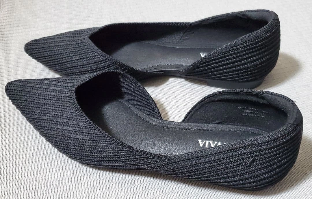 VIVAIA Melia 2.0 ポインテッドトゥ Vカット フラット 39.5の写真5枚目