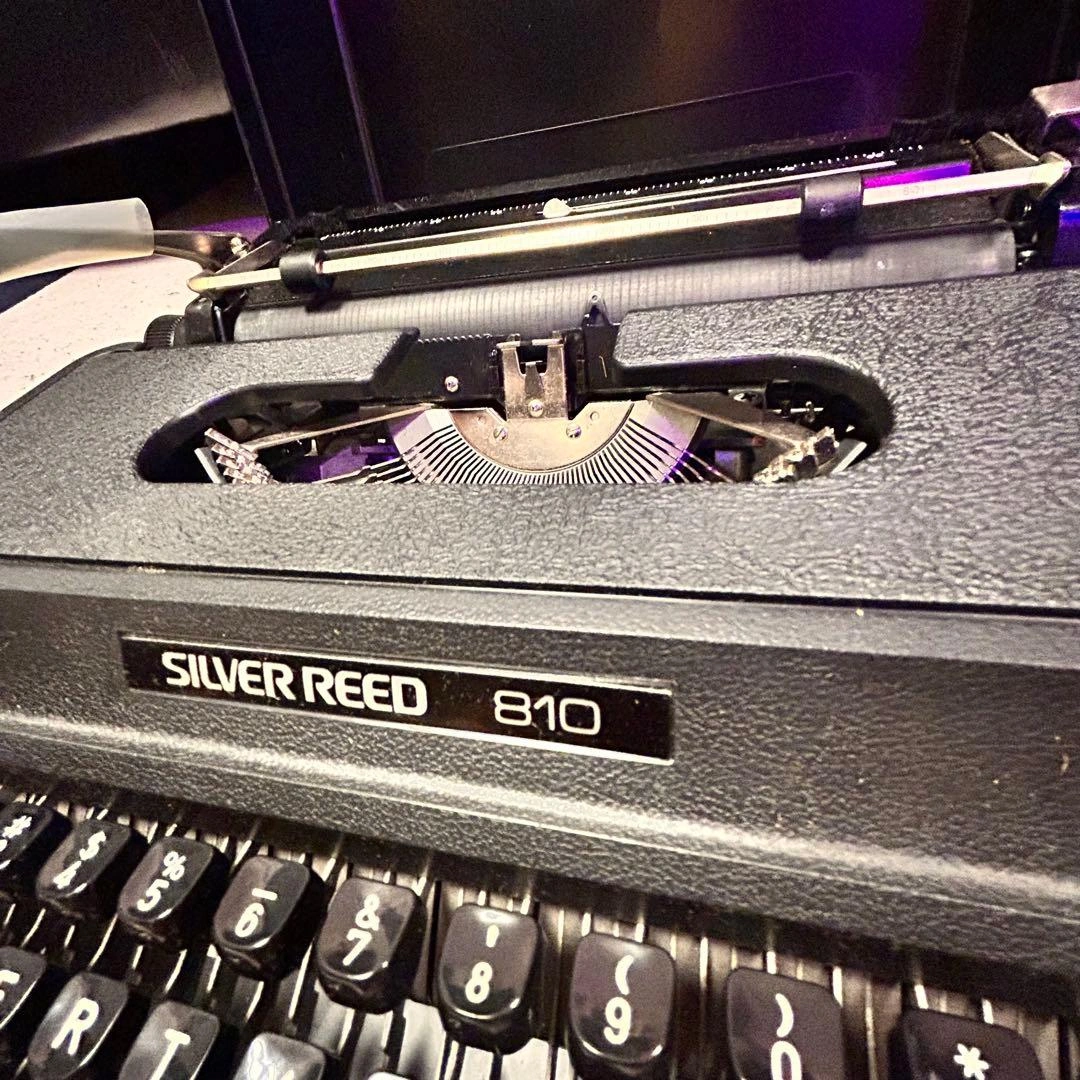 SILVER REED B10 タイプライター ポータブルの写真4枚目