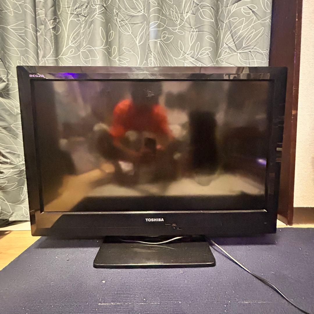 32型液晶テレビ