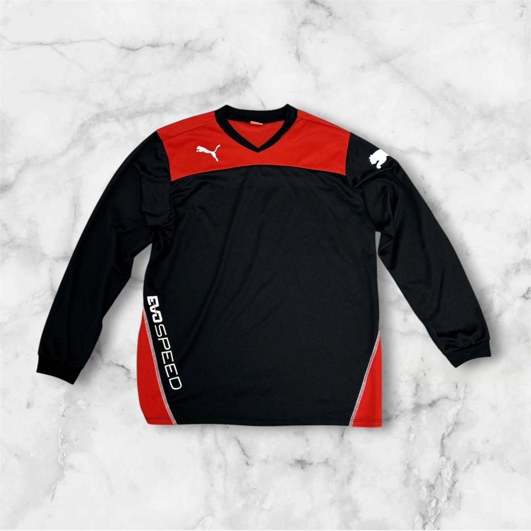 PUMA プーマ 長袖 サッカーシャツ ブラック レッド フットサル