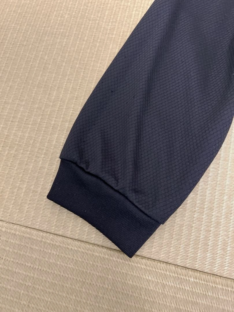 PUMA プーマ 長袖 サッカーシャツ ブラック レッド フットサルの写真4枚目