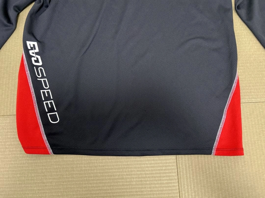 PUMA プーマ 長袖 サッカーシャツ ブラック レッド フットサルの写真5枚目