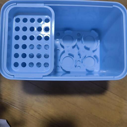 チュチュベビー 哺乳瓶消毒、保管ケースの写真2枚目