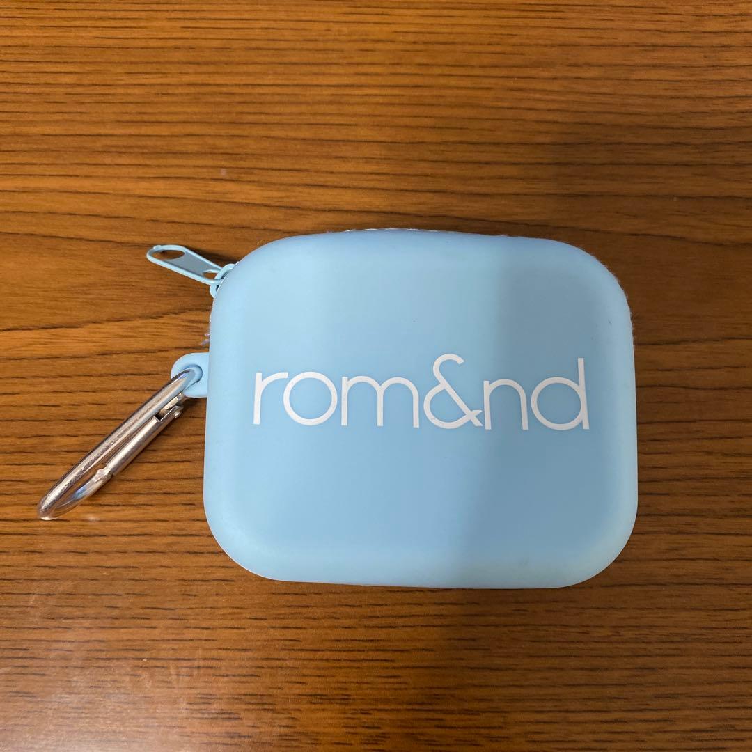 【美品】rom&nd シリコンポーチ