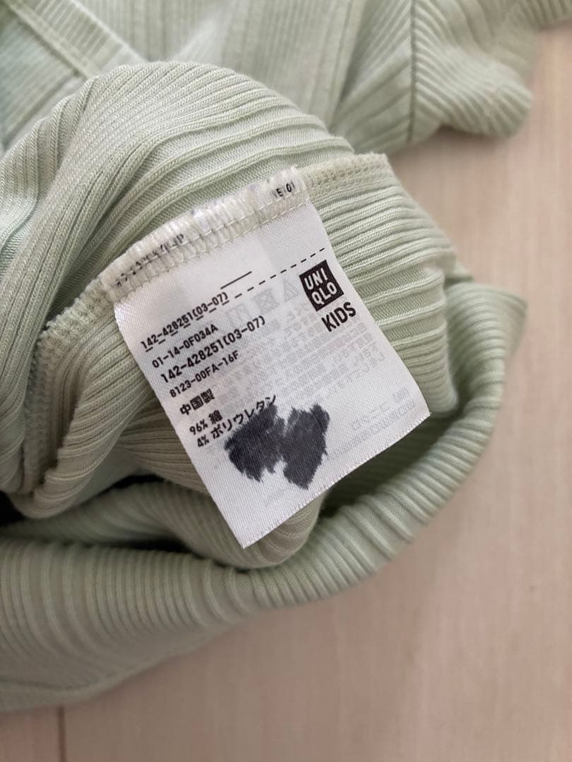 UNIQLO リブクルーネックT 半袖 ライトグリーン 140の写真3枚目