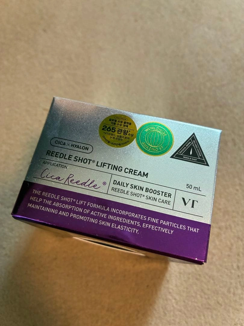 VT REEDLE SHOT リフティングクリーム、セラム、マスク4枚、カッサの写真2枚目
