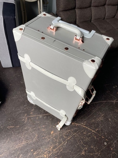 Uniwalker（ユニウォーカー）　トランク風スーツケース