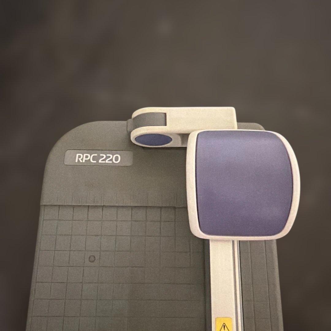 裁断機 RPC 220 シャチハタロール紙カッターの写真2枚目