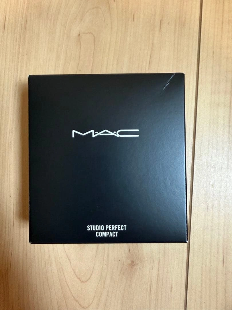 【新品未使用】MAC スタジオ パーフェクト コンパクト ケース
