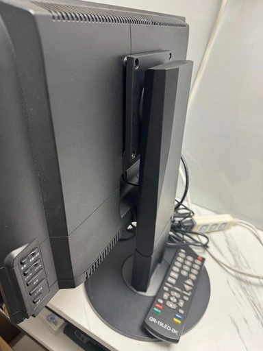 19インチ液晶テレビ 社外スタンドの写真3枚目