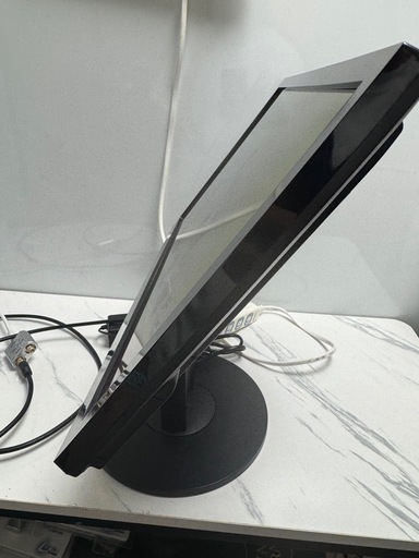 19インチ液晶テレビ　社外スタンドの写真4枚目