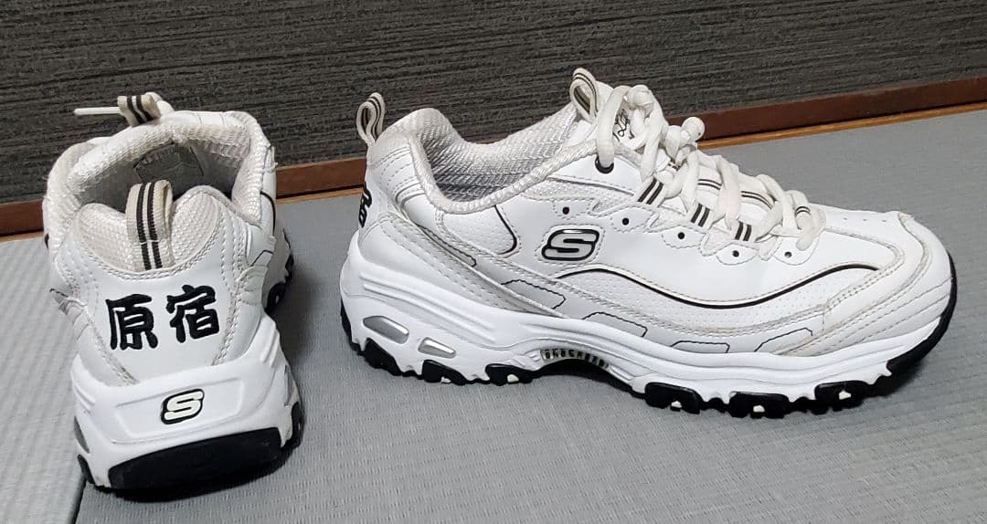 SKECHERS D'Lites 原宿 スニーカーの写真6枚目