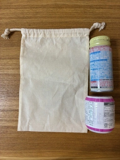 液体ミルク(ほほえみ) 使い捨て哺乳瓶 巾着の写真2枚目