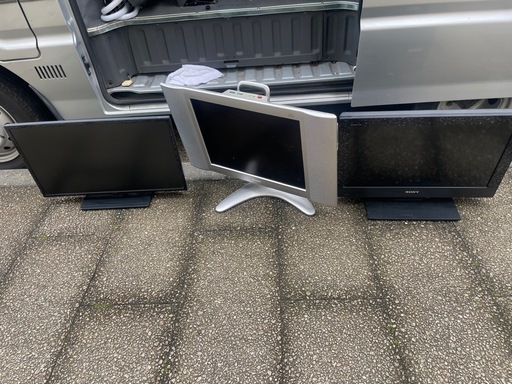 無料　回収品　小さめ液晶テレビ　3台セット