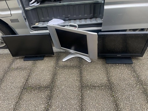 無料 回収品 小さめ液晶テレビ 3台セット