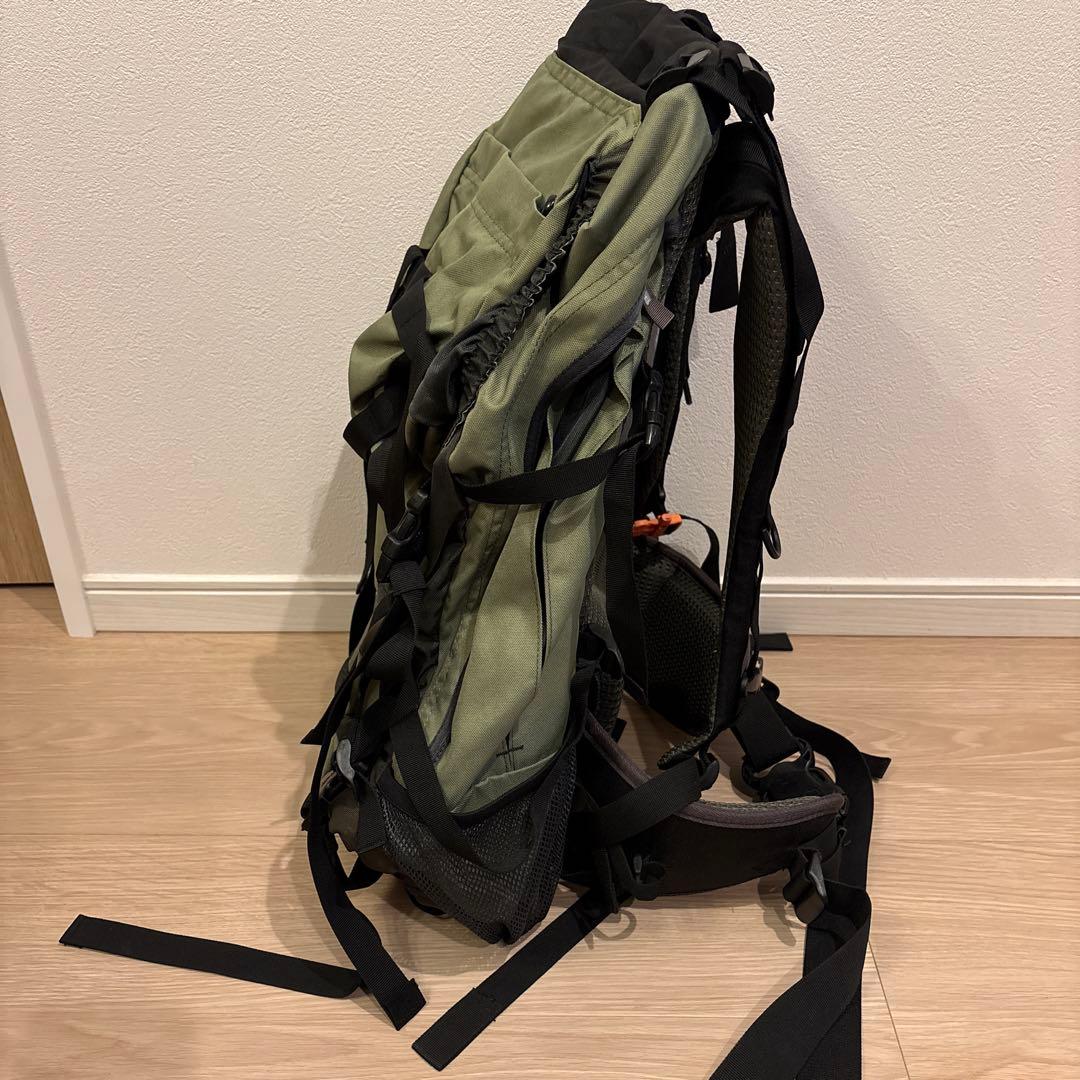 in-way outdoor California 65 バックパックの写真3枚目